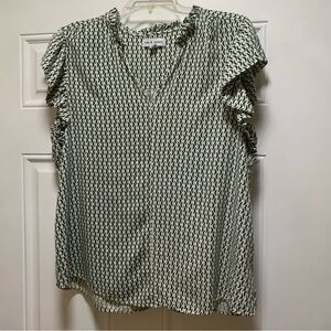 Black and Green Ruffled Flutter Sleeve Blouse